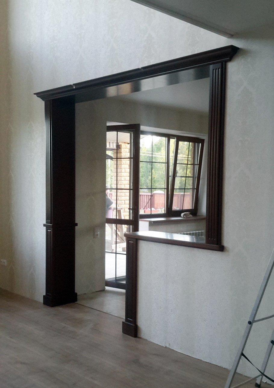 Дверной портал из доборов