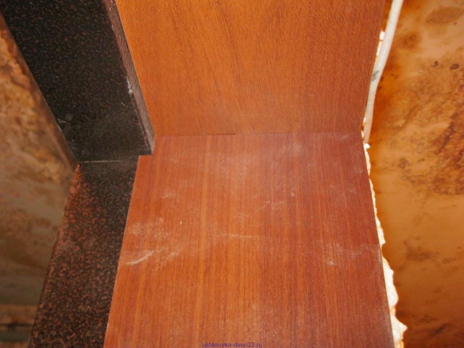 Откосы двери из ламината