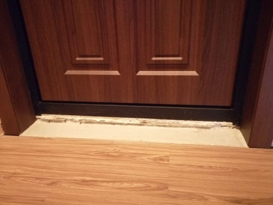 Откос двери