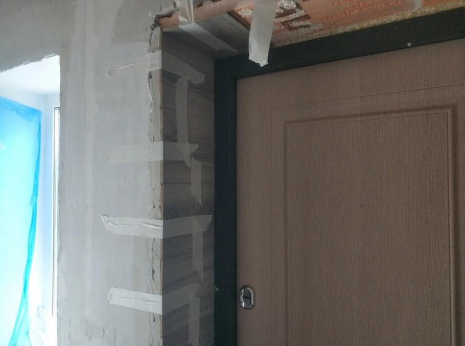 Отделка межкомнатных дверей