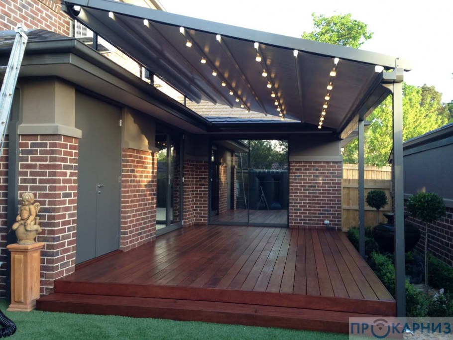 Козырек над террасой