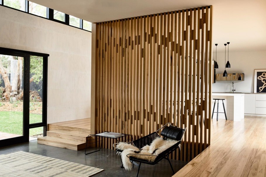 Перегородка решетчатая деревянная