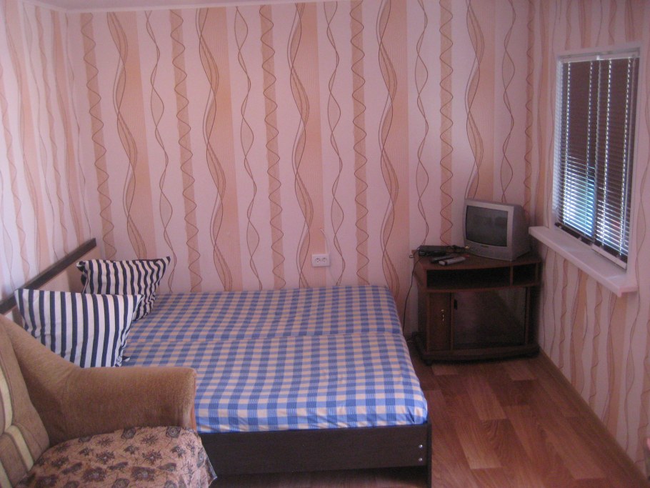 Черноморская набережная Феодосия 42