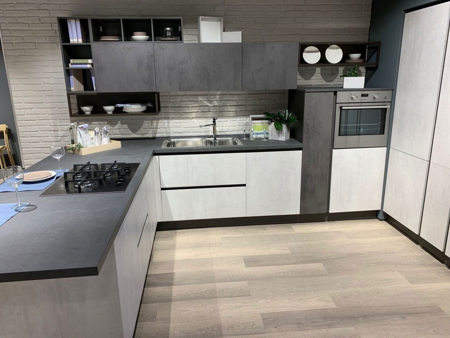 Столешница белый Хромикс Эггер столешница