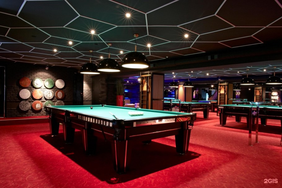 Интерьер бильярдного клуба