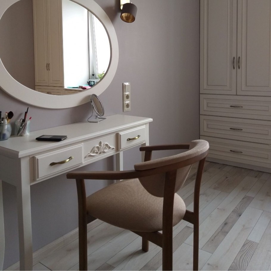 Туалетный столик