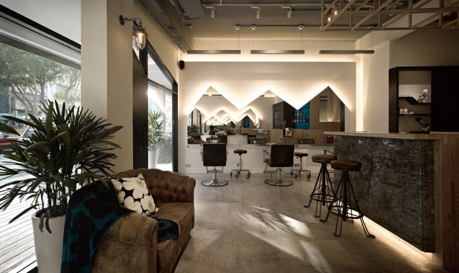 Интерьер салона красоты в классическом стиле