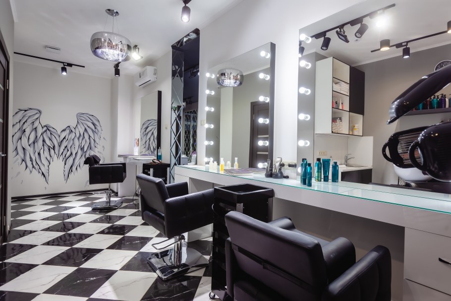 Интерьер парикмахерской в эко стиле