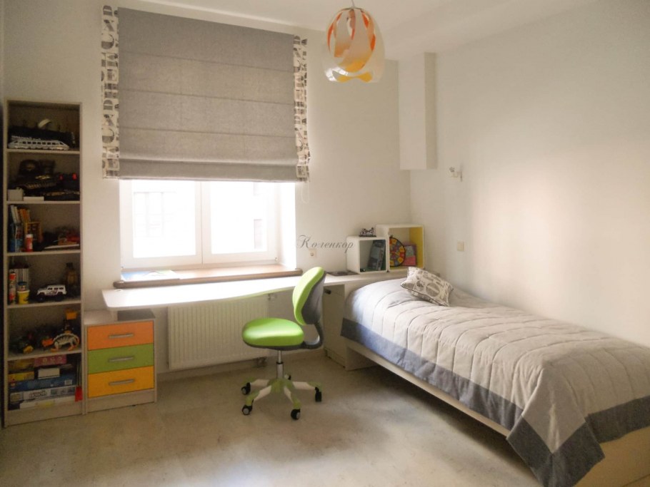 Римские шторы в спальню подростка