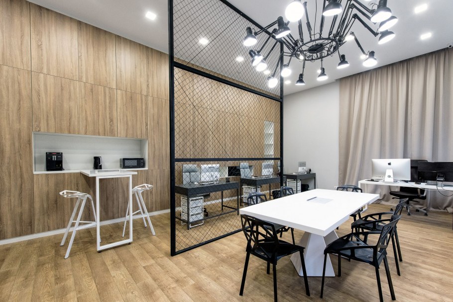 Декорирование колонн в интерьере кухни