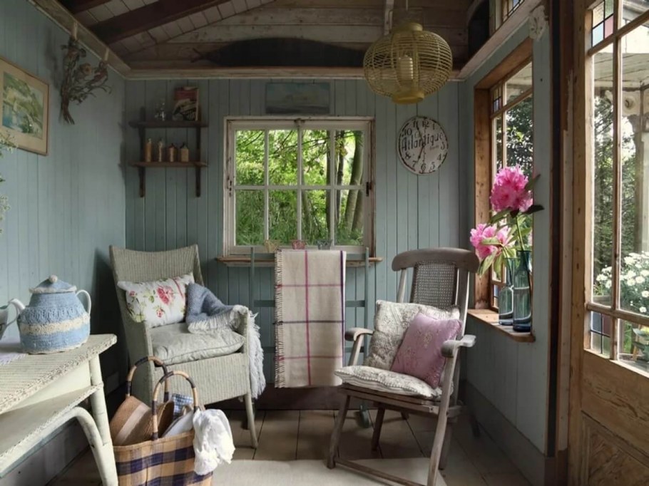 Гостиная в стиле Прованс в загородном доме