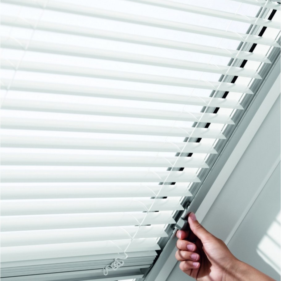 Вертикальные жалюзи на панорамные окна