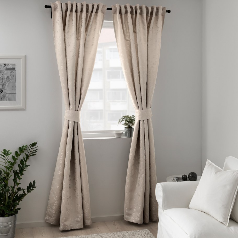 Штора для комнаты