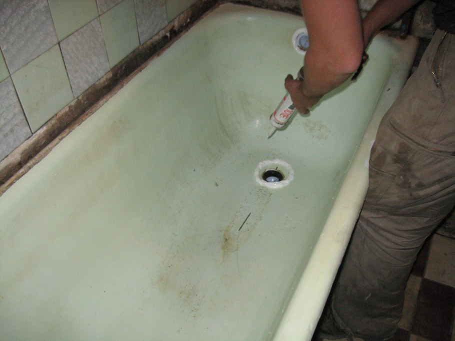 Акриловая вставка в сидячую ванну