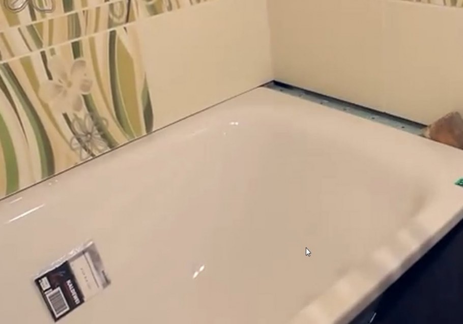 Вода попала под кафель