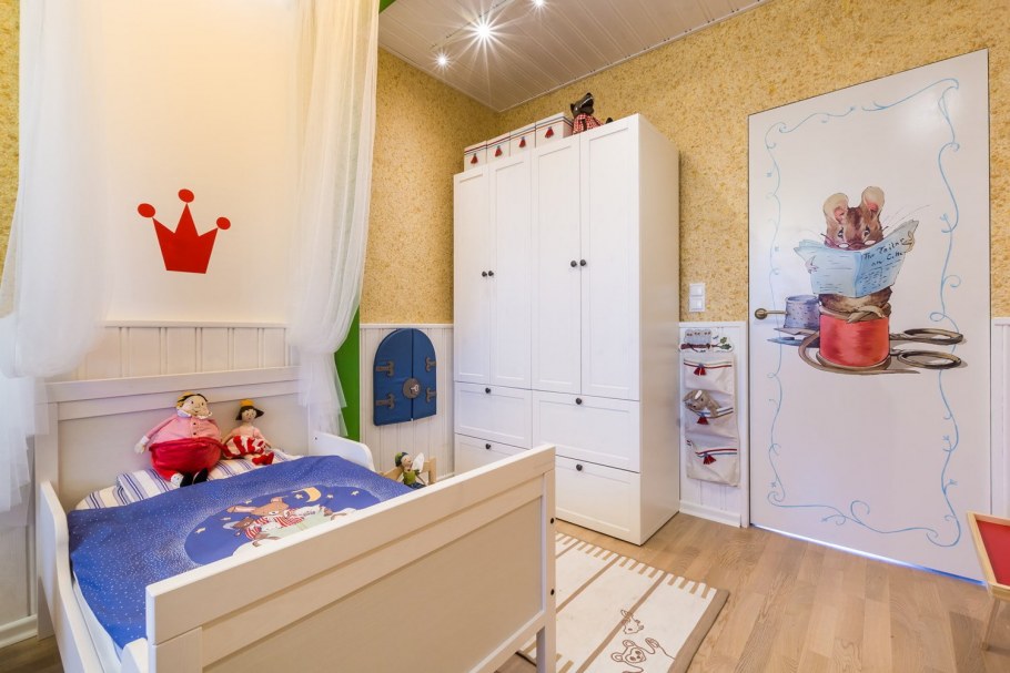 Детские комнаты с балконом