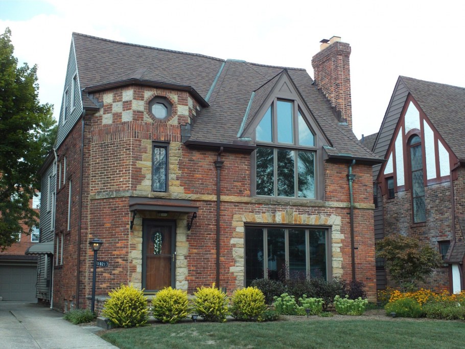 Стиль Тюдор (Tudor Revival Cottage)