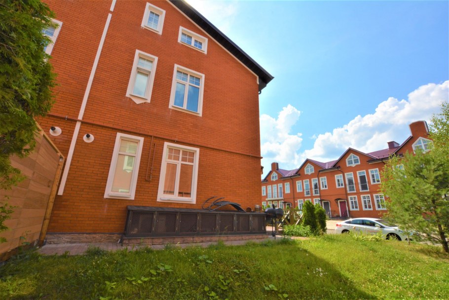 Кембридж коттеджный поселок новая Рига фото