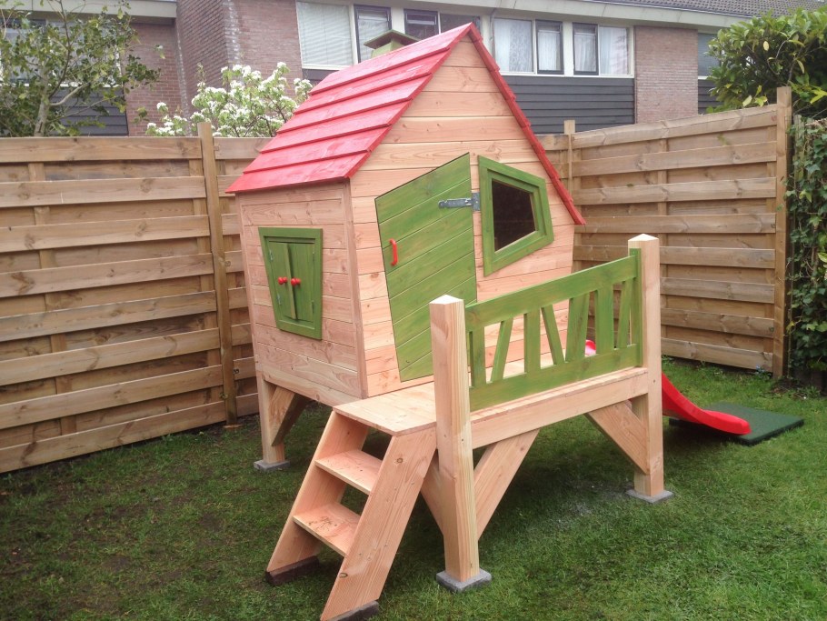 Детские уличные домики из фанеры