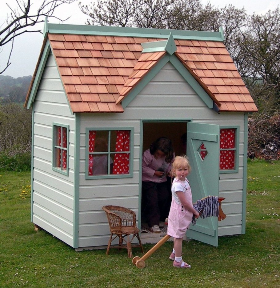 Домик детский