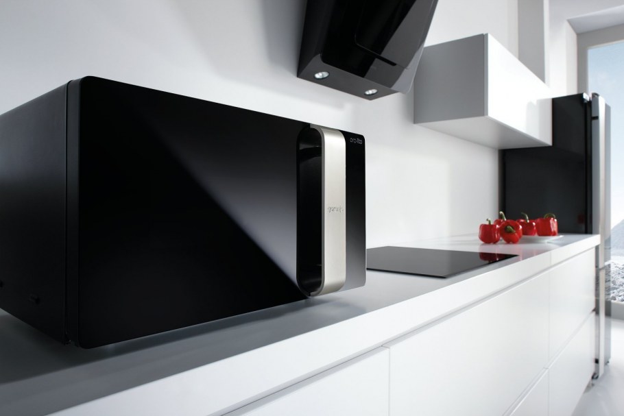 Small Room with Kitchen Makeover