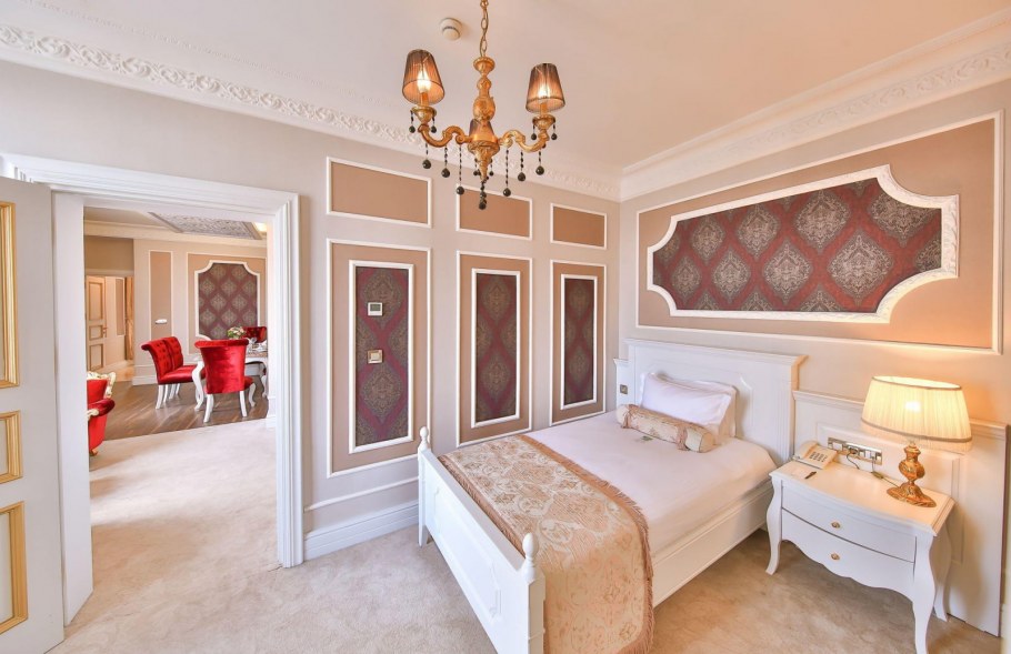 Багетный орнамент