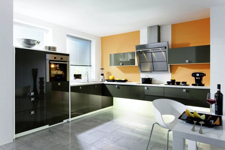 Кухни Scavolini красное дерево