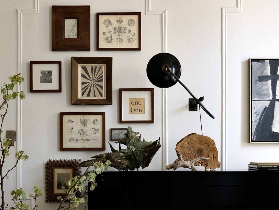 Мокапы постеров в интерьере