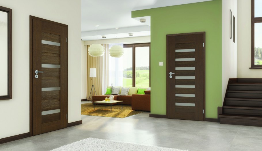 Двери нейтрального цвета