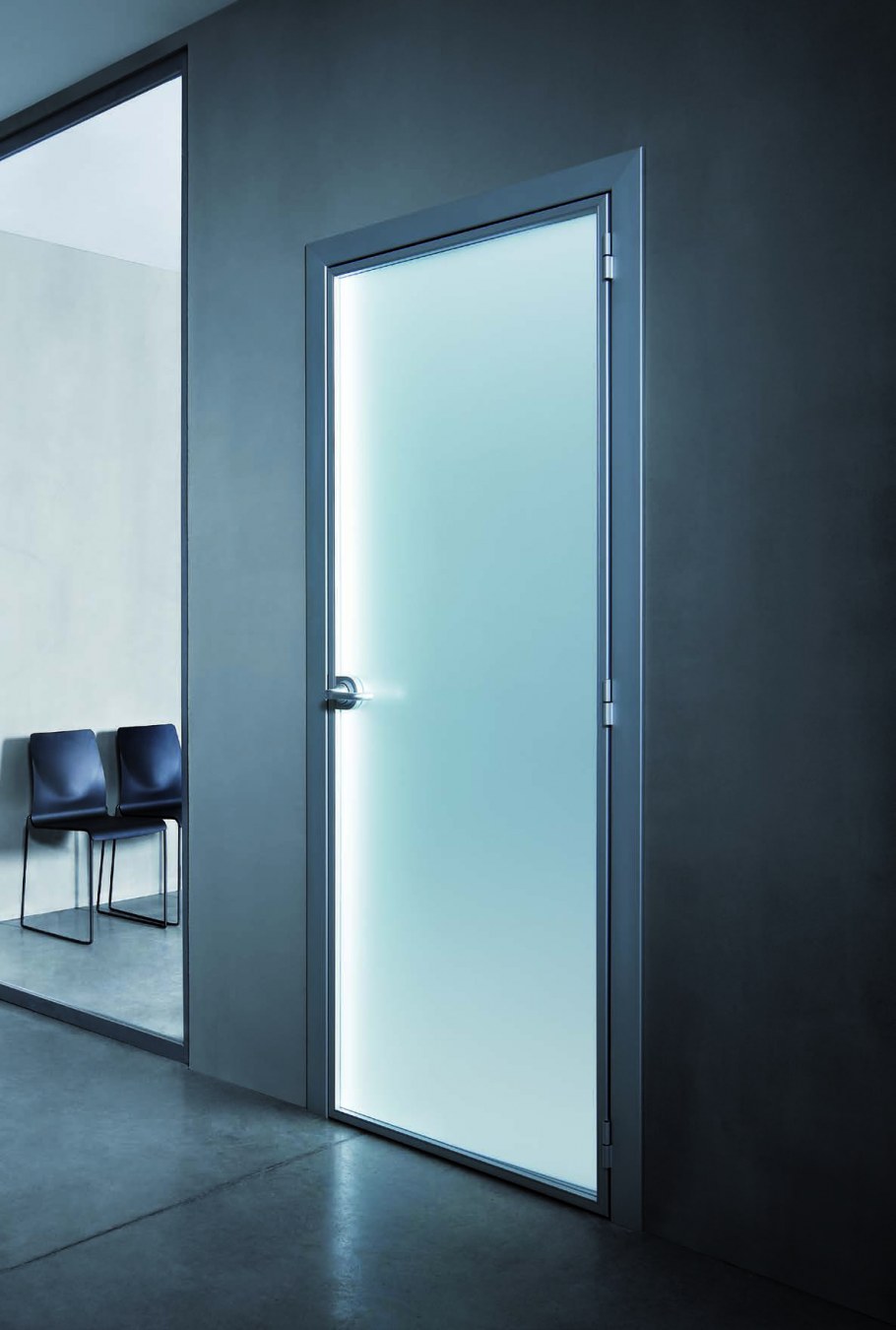 Стеклянные двери межкомнатные