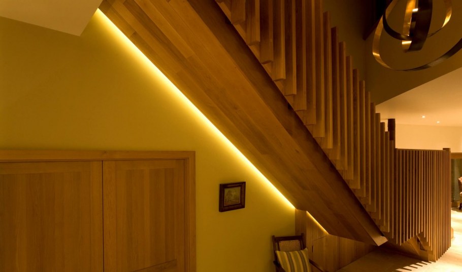 Подсветка лестницы в доме