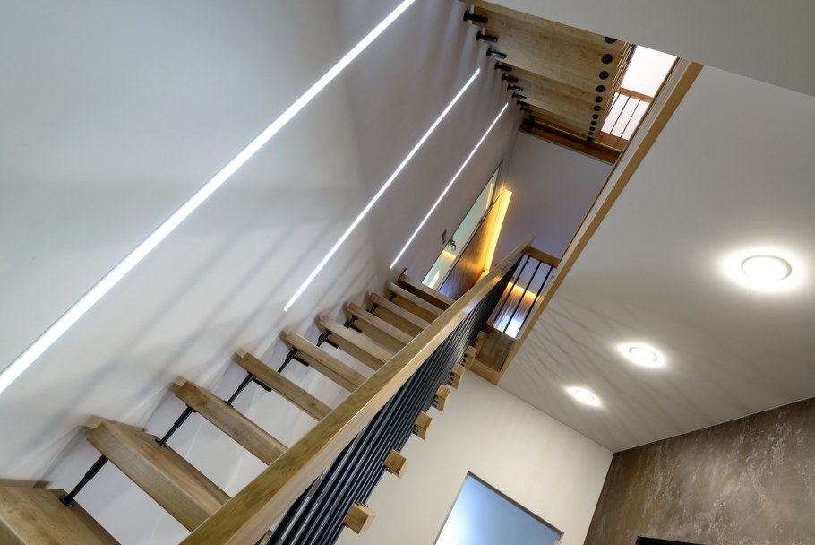 Светильник для лестничной клетки