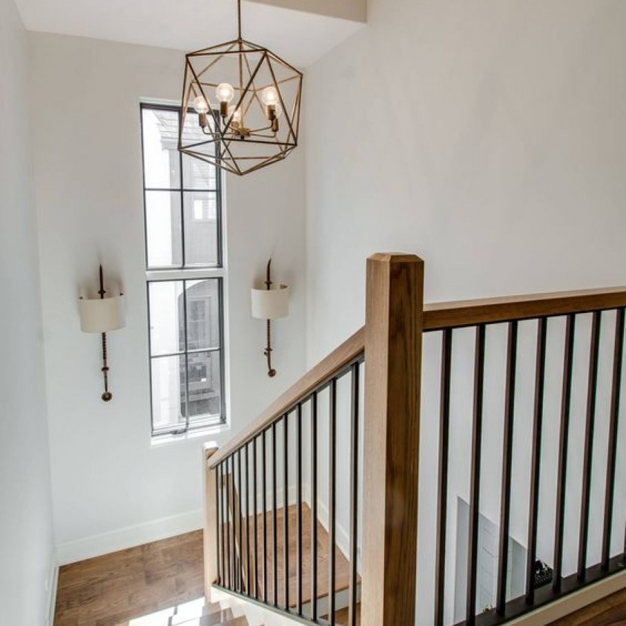 Светильники для лестницы