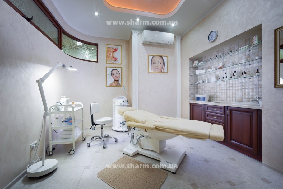 Красивый маникюрный кабинет