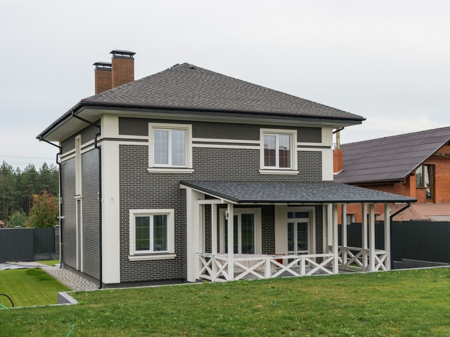 Сайдинг серый Скандинавский дом