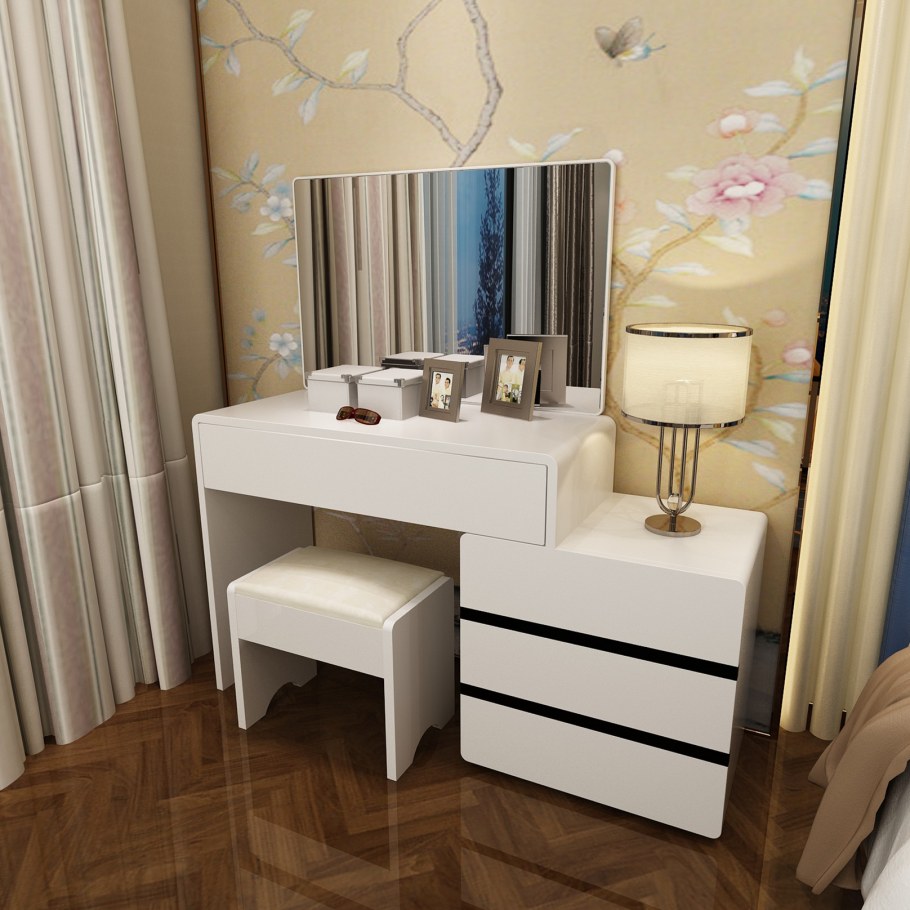 Туалетный столик с комодом и зеркалом