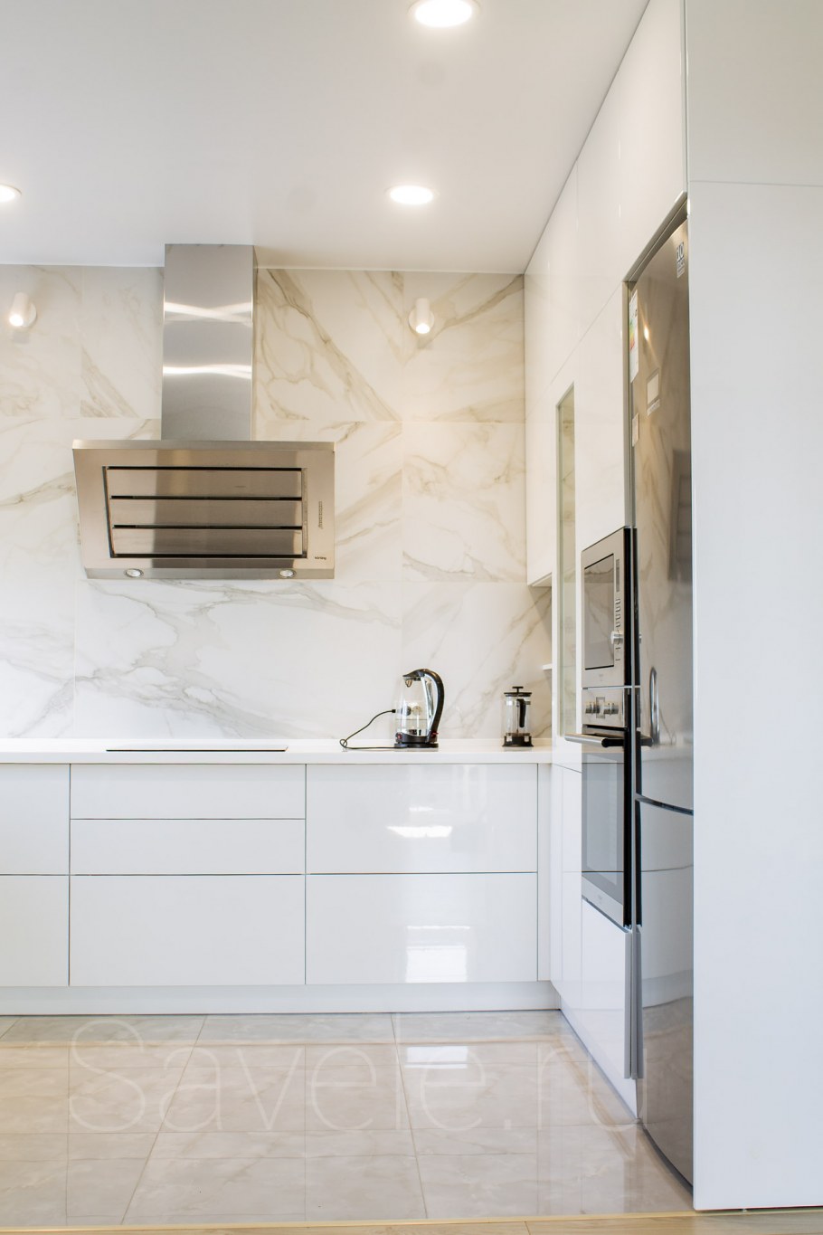 Кухни без верхгих шкаф