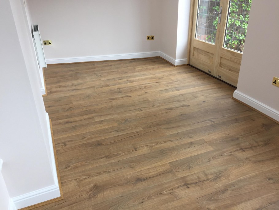 Decoria Office Tile JW 051 орех Окана