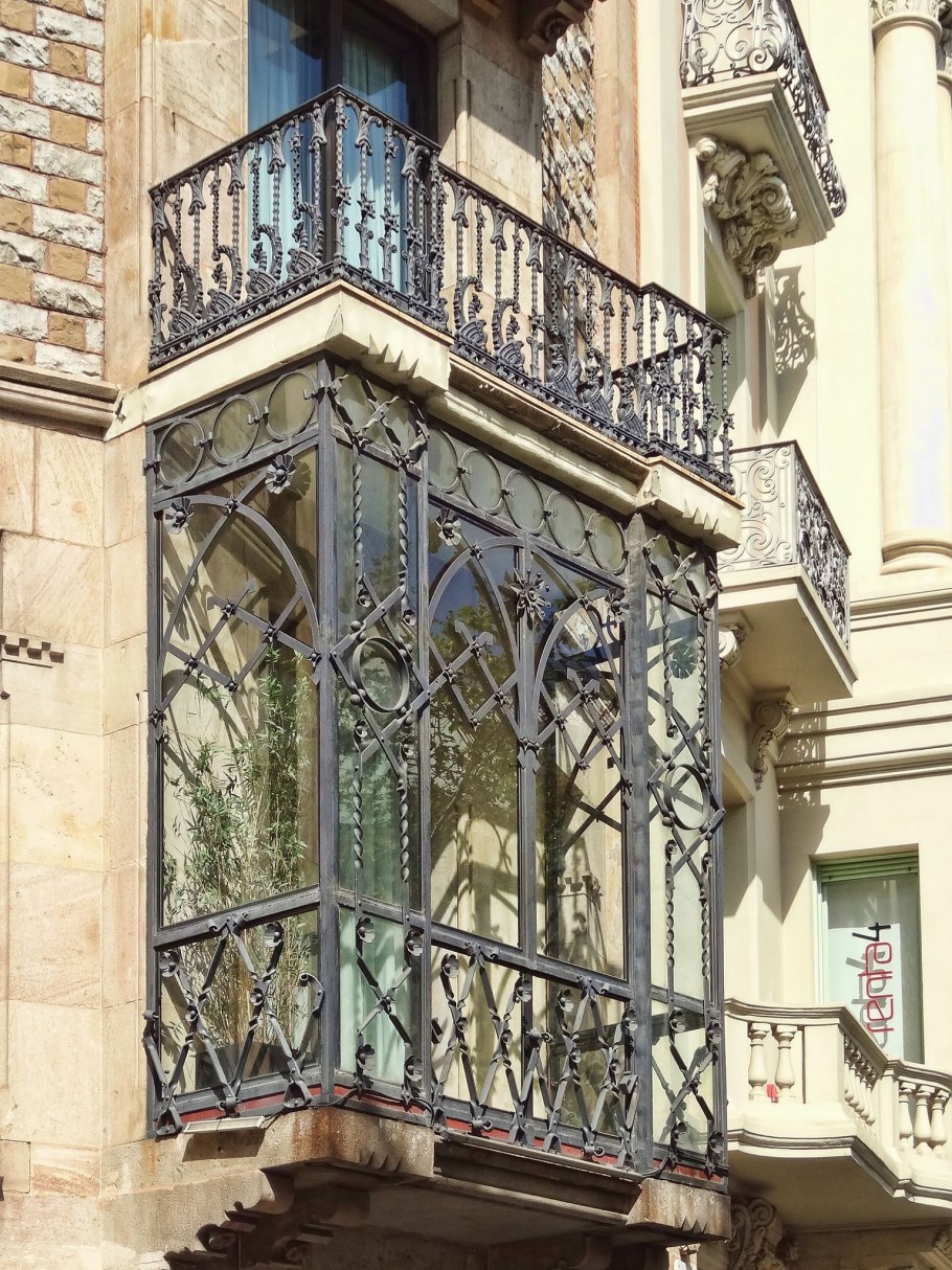 Балкон в стиле Готика