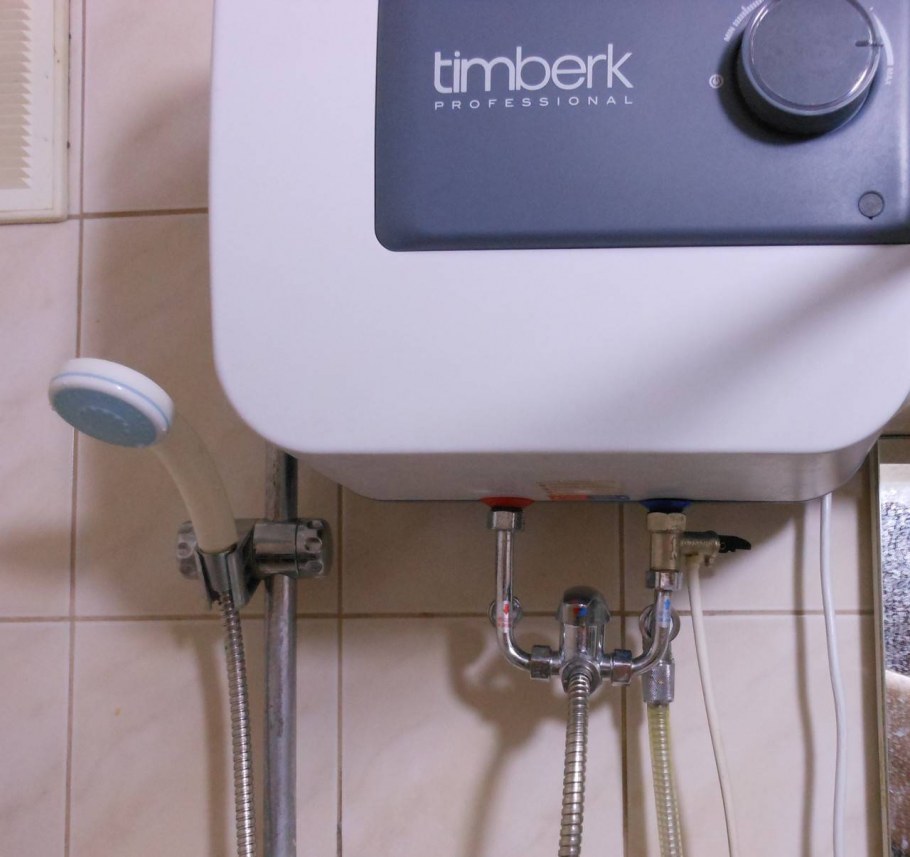 Накопительный электрический водонагреватель Atmor General g100s