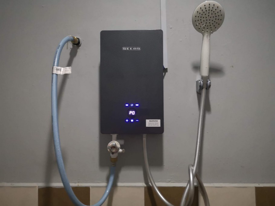 Проточный водонагреватель для гигиенического душа