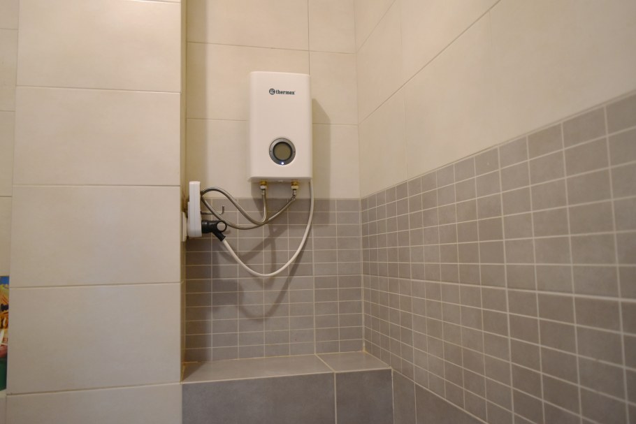 Проточный водонагреватель Triton Amber 3