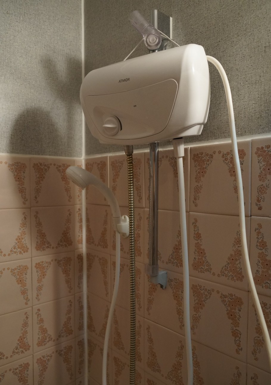Electric Water Heater водонагреватель