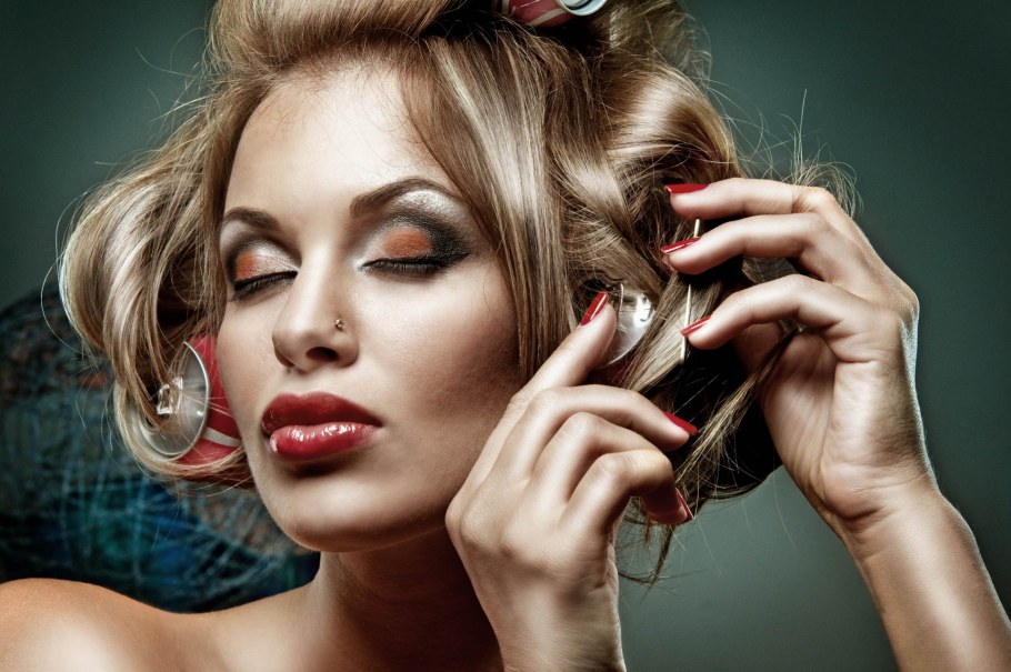 Женская стрижка в салоне