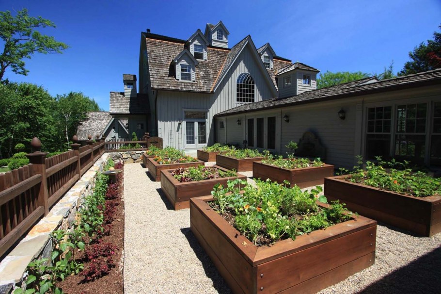 Грядки-клумбы мавританский дворик