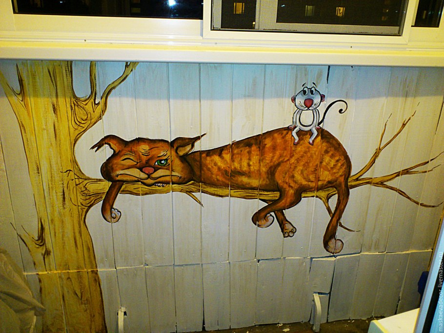 Роспись стен на балконе