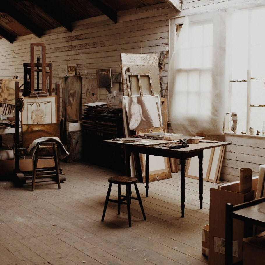 Художественная комната