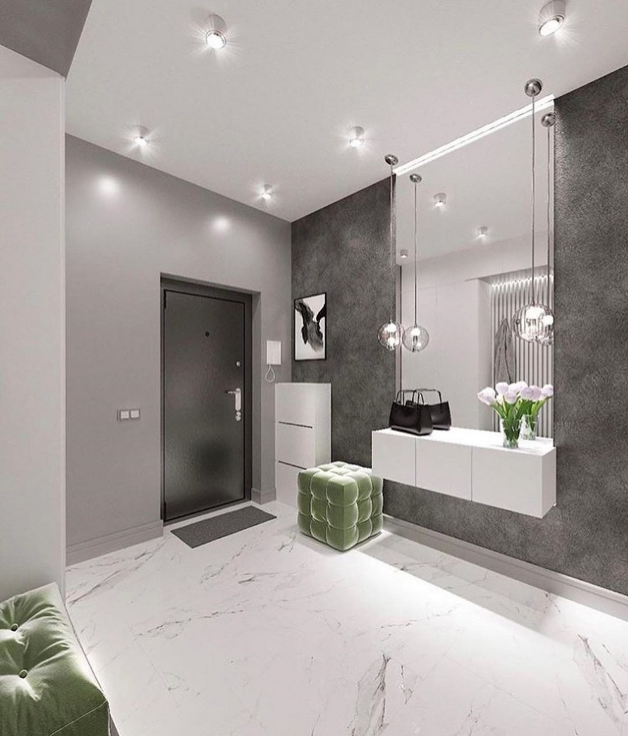 Прихожая в серо белых тонах