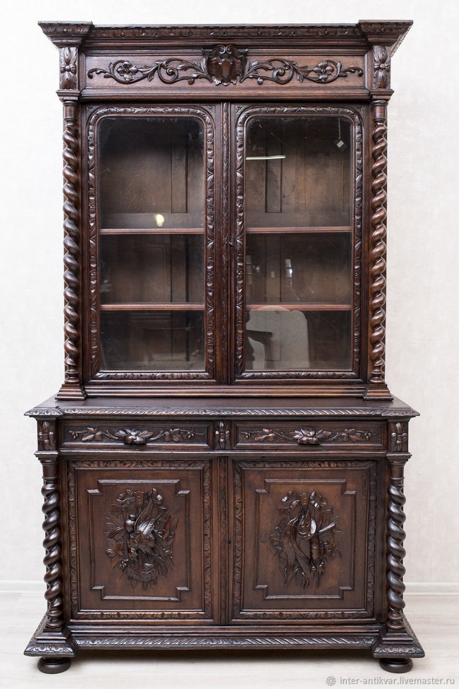 Посудный шкаф 19 века