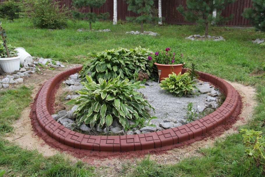 Бордюр для клумб